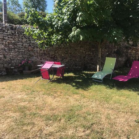 Gite Montalies Severac-d'Aveyron Exterior photo